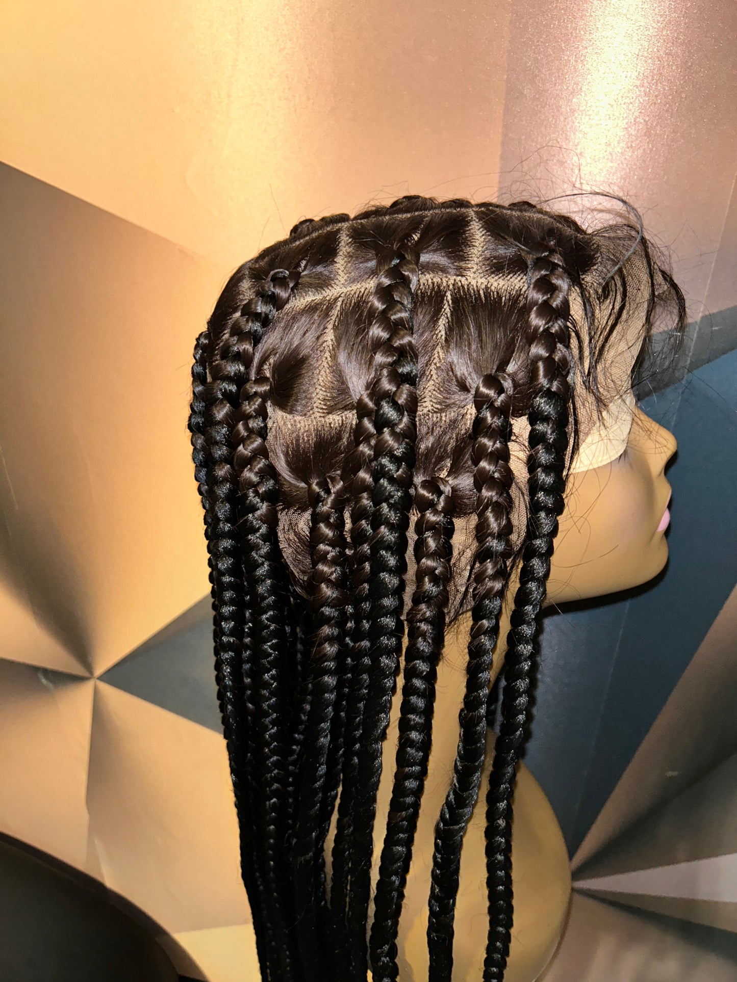 Large knotless wig with beads
