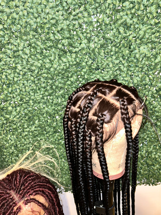 Large knotless wig with beads