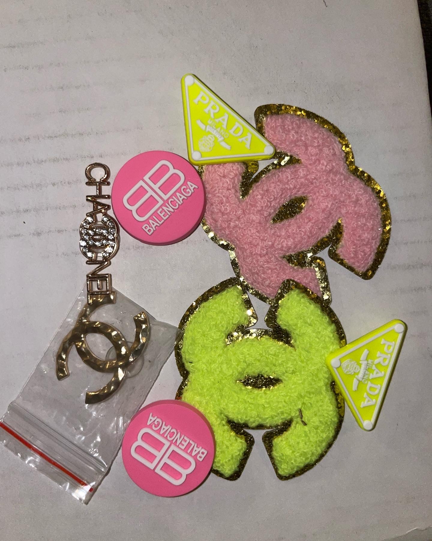 20 CROC CHARMS MIXED PACK